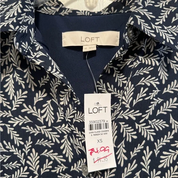 NWT’s Loft Dress, size XS Blue Shirt Style Dress - Picture 2 of 5